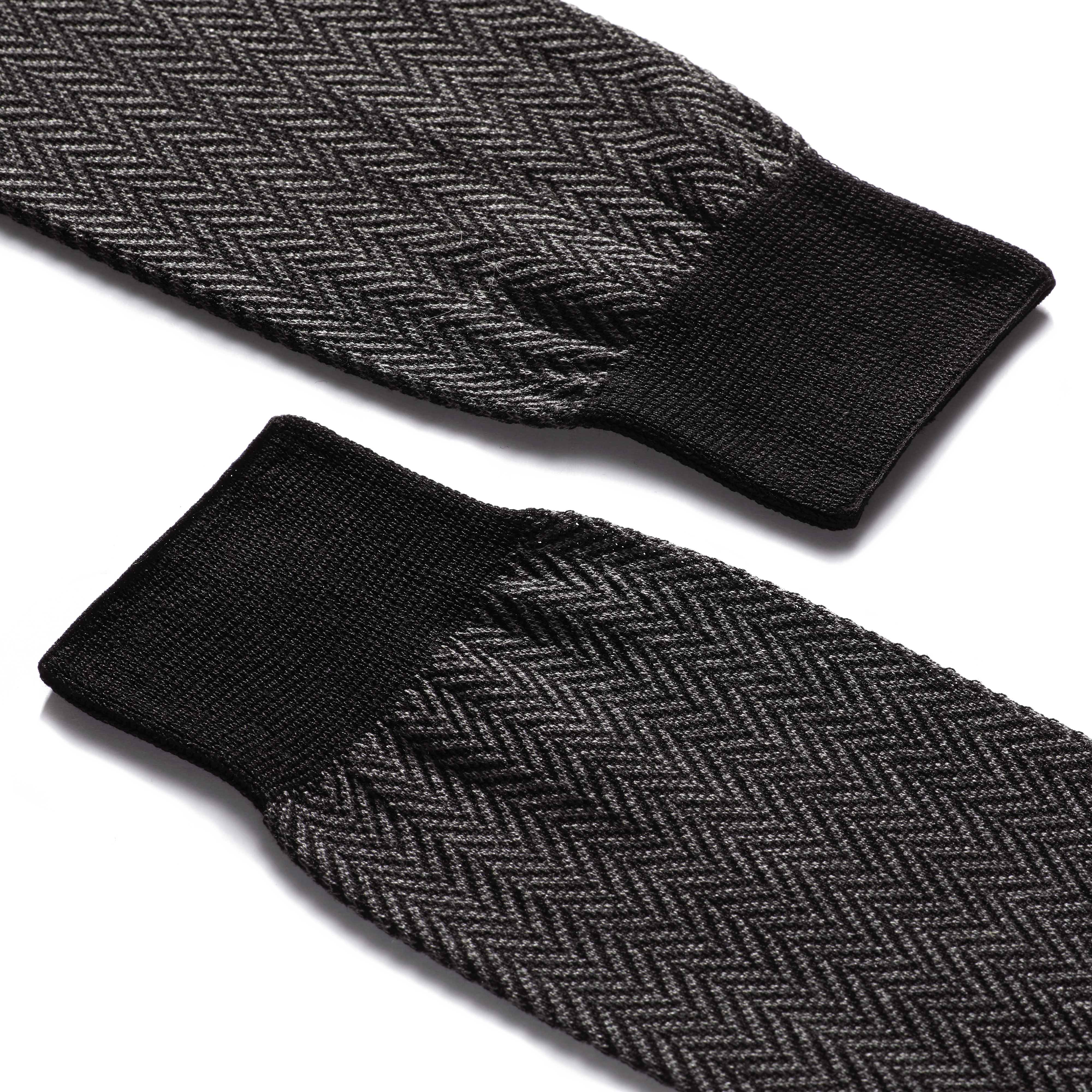 Chaussettes Chevrons Courtes [Coton gris et noir] - Image 2